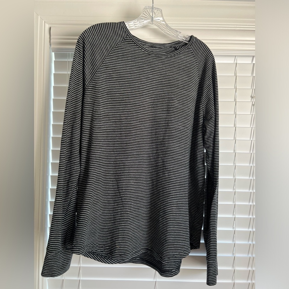 Good fellow striped long sleeve shirt